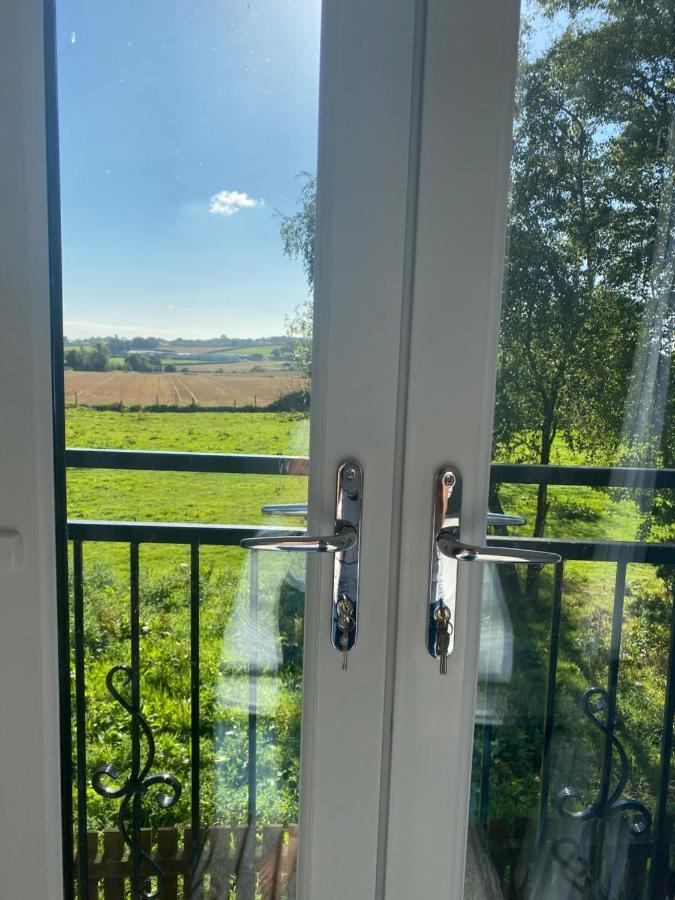 Wilkinson Farm Villa Blackrod ภายนอก รูปภาพ